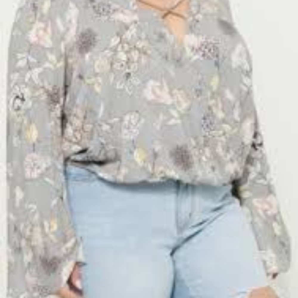 Plus Gray Floral Lattice Blouse